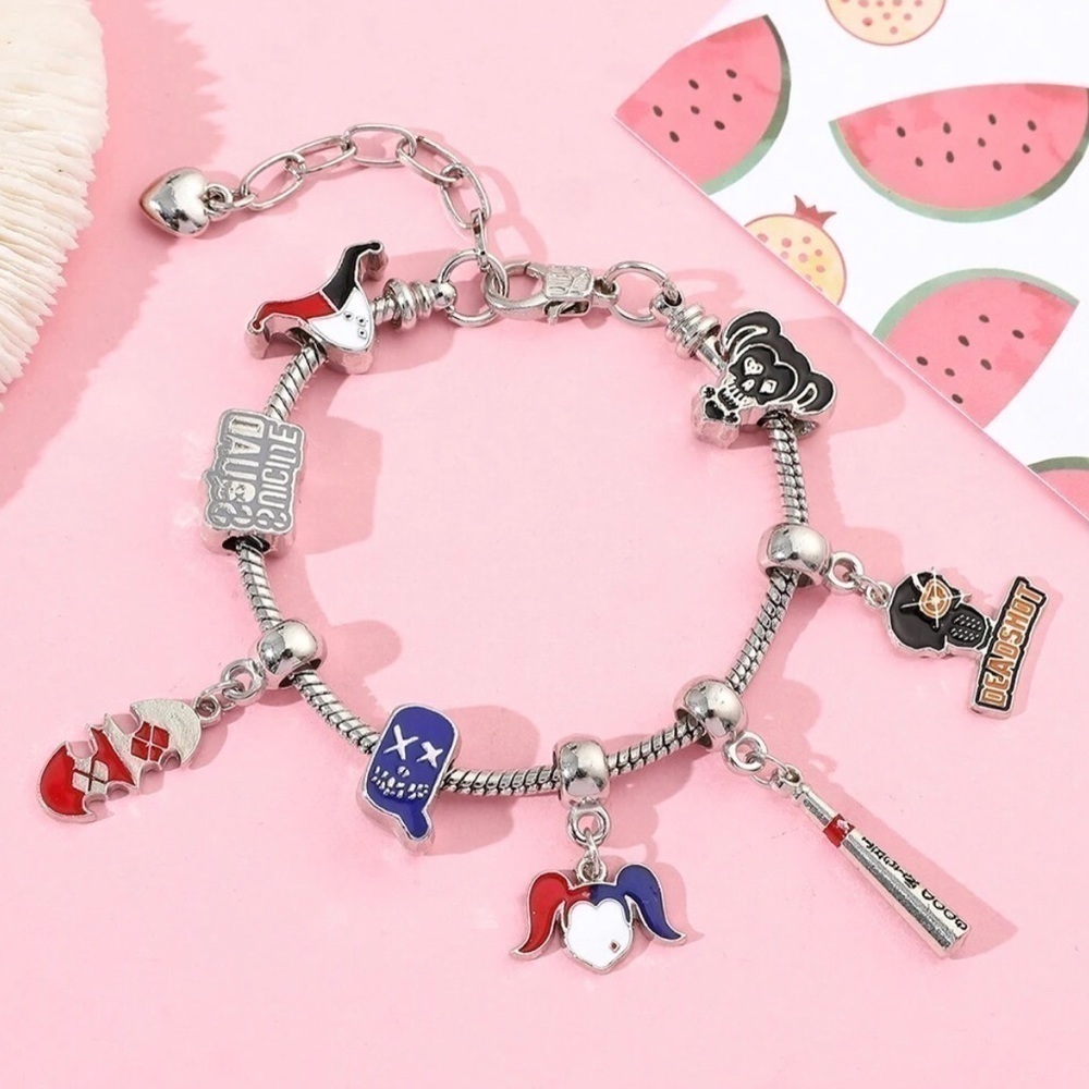 Silver Plated Suicide Squad Harley Quinn Themed Charm Bracelet Adjustable Sizing - Picture 5 of 7